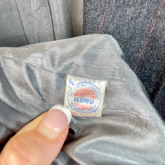 Larry Levine Classic Gray Skirt Suit Set – Size 10 - Picture 5 of 11